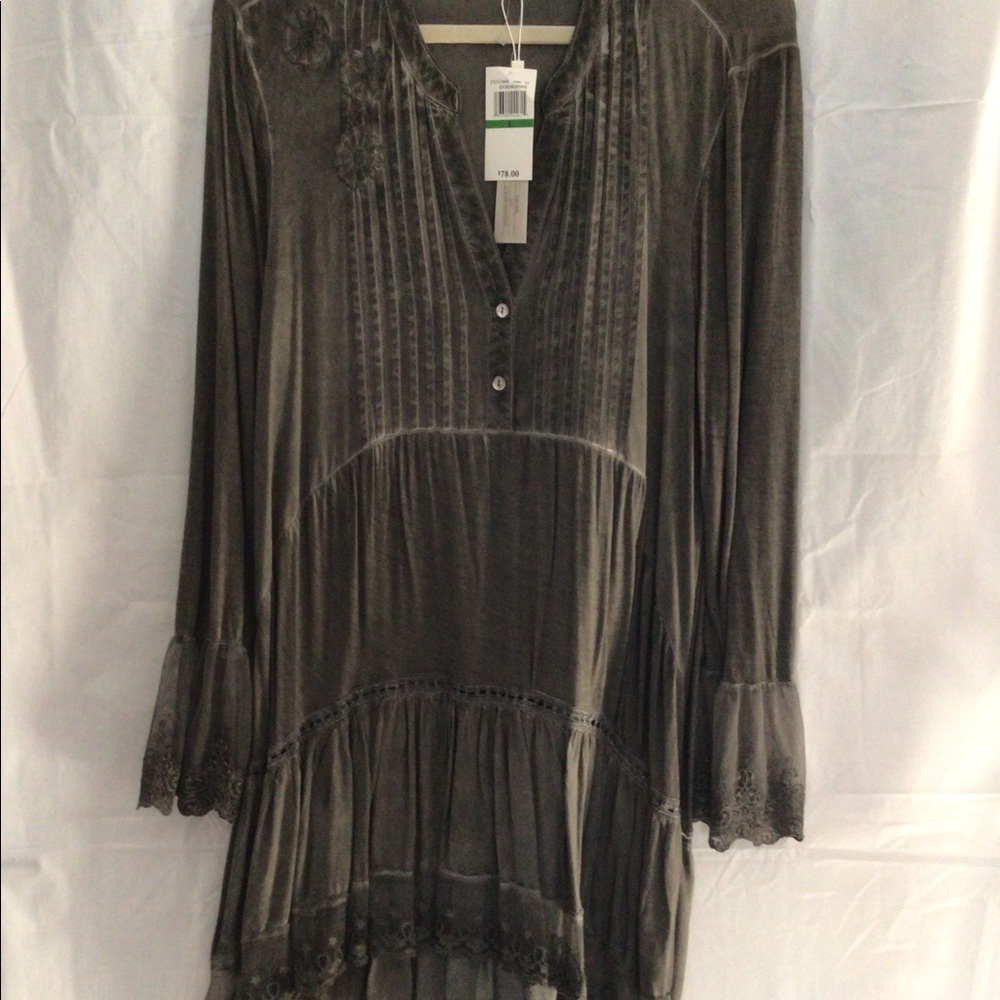 Womens tunic.